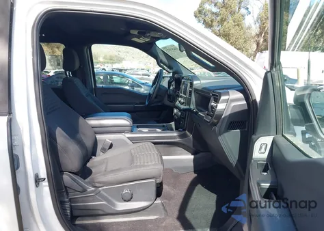 2022 Ford F-150 Xl z USA, uszkodzony, nr VIN 1FTEW1CP5NKD23636